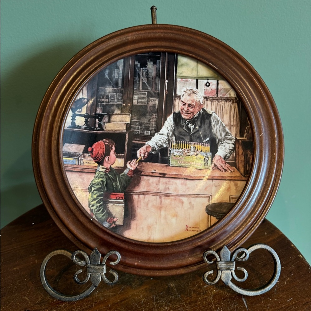 Norman Rockwell Decorative Plate, wooden frame wall decor
